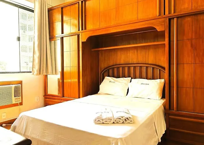 Amplo Apartamento No Posto 4